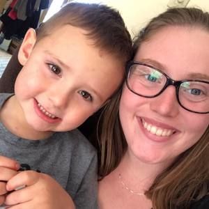 Meet your Posher, Courtney